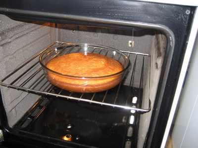 gâteau au yaourt dans le four